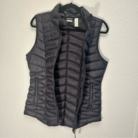 Westbound Small Black Puffer Vest Filler: Duck Down 90% down 2 zippered pockets - Picture 7 of 10